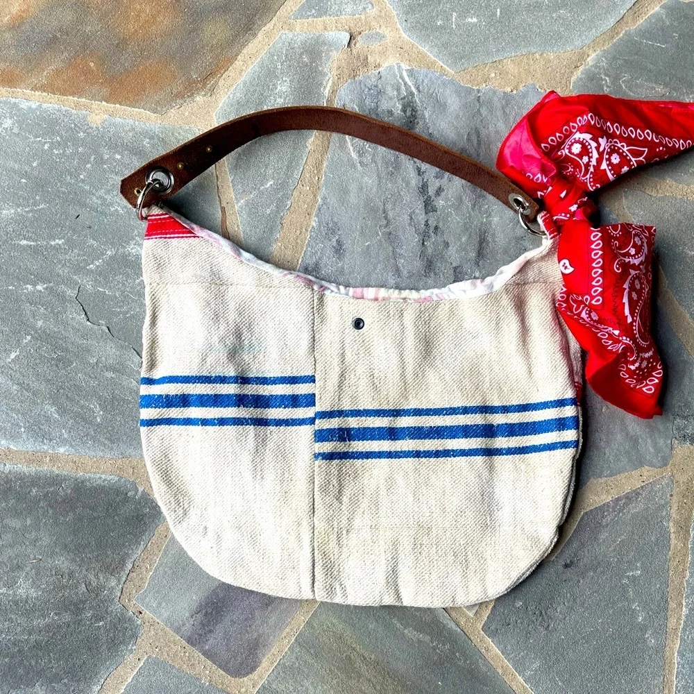 New🌟Free People-Distressed Linen Hobo